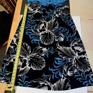 Dana buchman top and skirt semi used